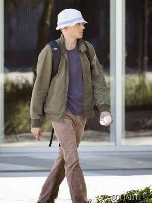  Wentworth Miller Gets to Work on 'The Flash' - First Set Photos!