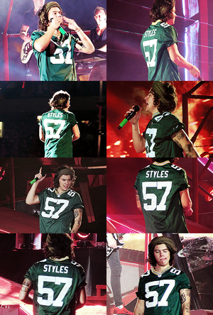  ♡My show, concerto I went to♡ amor him jerseys ♡