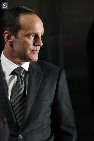  Agents of S.H.I.E.L.D. - Episode 2.03 - Making 老友记 and Influencing People - Promo Pics
