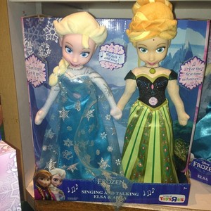  Frozen bernyanyi and talking Anna and Elsa plush