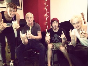  Mikey, Alex and Ash