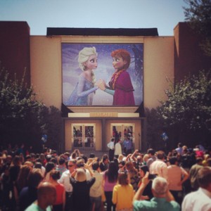  New nagyelo image over the theatre on the Disney Studio Lot