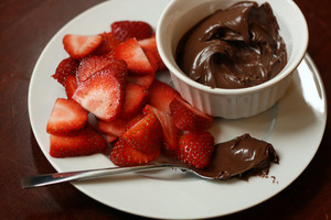  Strawberries and cokelat