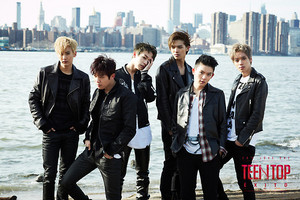  TEEN superiore, in alto release comeback foto shot in New York for their upcoming mini album 'ÉXITO'