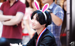 Taemin with rabbit head band at peminat sign Event - ace Era