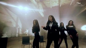  [SCREENCAP] Red Velvet 'Be Natural' संगीत Video
