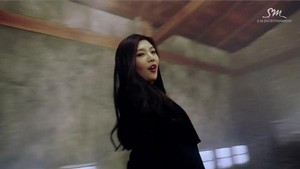 [SCREENCAP] Red Velvet 'Be Natural' 音楽 Video