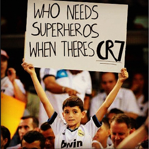  A big 粉丝 of Cris♥Yes little boy he is our superhero
