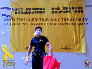  Calvin's Custom: Umbrella Man @ Occupy Central