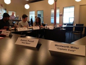 Cast - Table read 