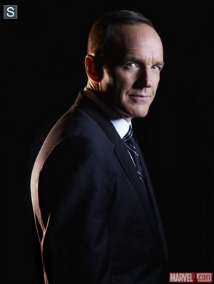  Director Phil Coulson - Cast Promo Pic