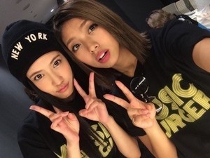  Karen and Sayaka
