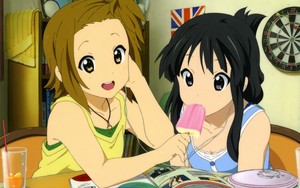  Ritsu and Mio