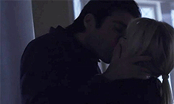 Sylar And Elle Gif