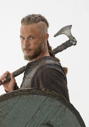  Vikings Season 1 Ragnar Lothbrok official picture