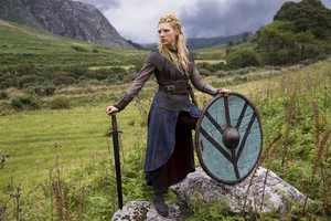  Vikings Season 2 Ragnar Lothbrok official picture