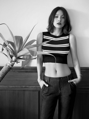 Lee Hyori - Cosmopolitan Korea
