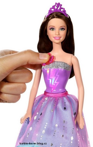  búp bê barbie in Princess Power Corinne Doll