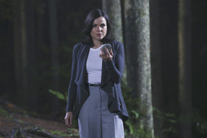  Once Upon a Time - Episode 4.05 - Breaking Glass