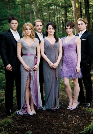  The Cullens(5 of my fave TS characters)