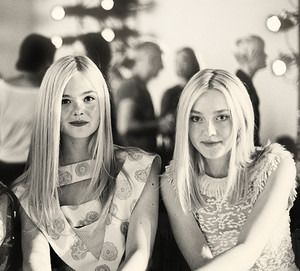  The Fanning Sisters