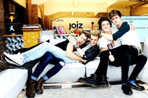  The vamps