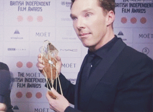  Benedict Cumberbatch with his Variety Award