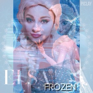 Elsa cosplay 
