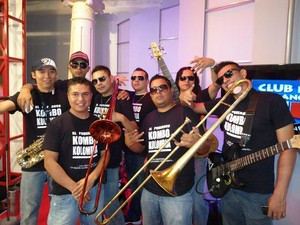  Kombo Kolombia-the members of a band who were kidnapped and killed