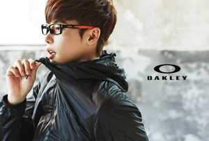  Lee Jong Seok for Oakley