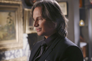  Mr. Gold- 4x06- Family Business