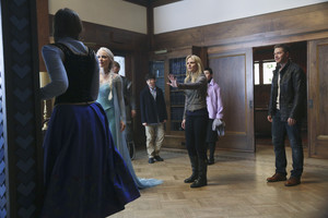 Once Upon a Time - Episode 4.11 - हीरोस and Villains