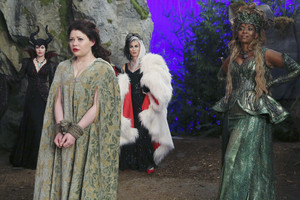  Once Upon a Time - Episode 4.11 - heroes and Villains