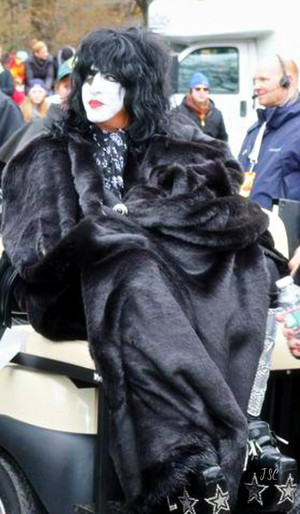  Paul Stanley...Macy's Thanksgiving araw Parade 2014