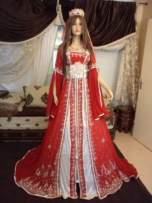  Red wedding dress