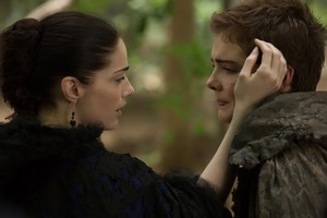  Salem "Cat And Mouse" (1x11) promotional picture