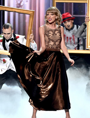  Taylor সত্বর Performing at American সঙ্গীত Awards 2014