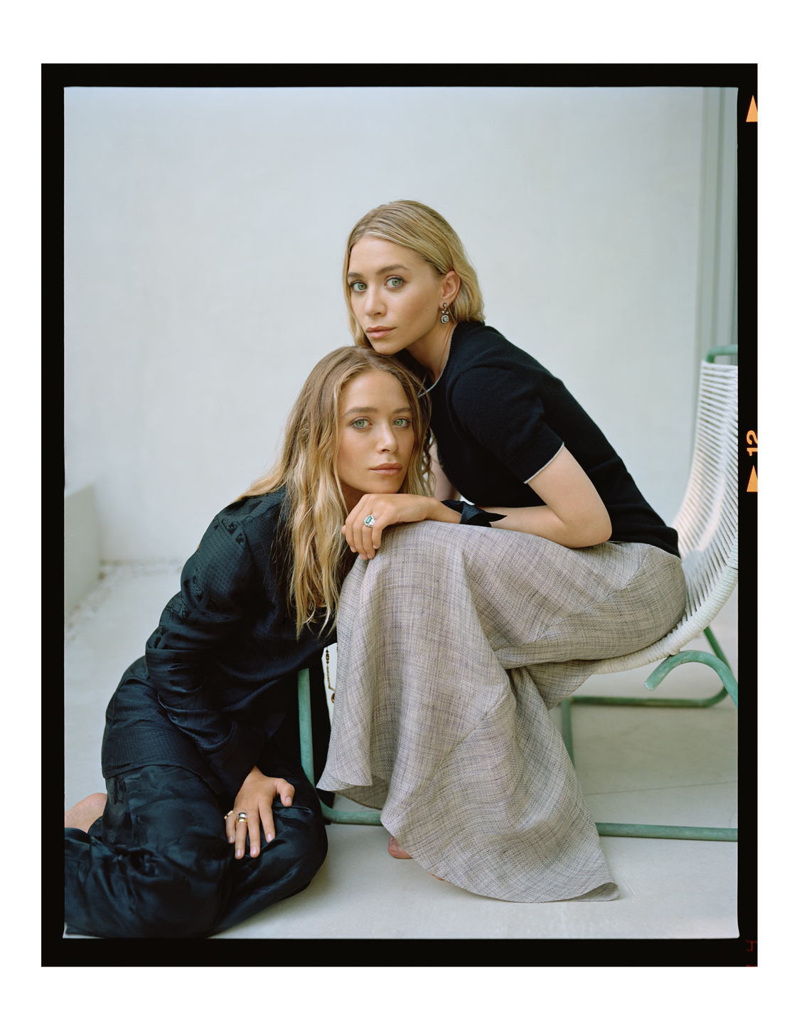 mary-kate and ashley olsen - Mary-Kate & Ashley Olsen Photo (37881780 ...
