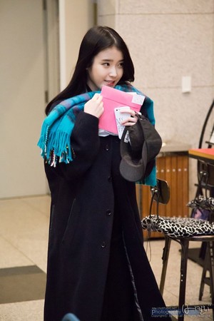  141217 IU Before/After the 35th Blue Dragon Film Awards