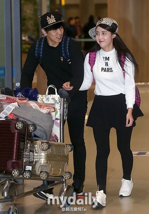 141219 ICN airport - sungmin and kim sa eun coming back from their honeymoon