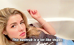 panah CW Talk “Bathroom Therapy” with Emily Bett Rickards