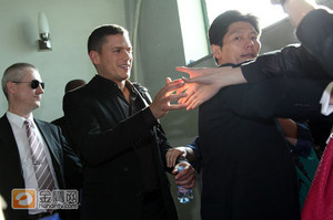  BACKSTAGE A tarikh WITH LU YU SHANGHAI 20 AVRIL 2009 - CHINE