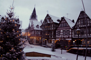  Christmasy Town