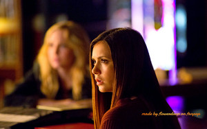 Elena and Katherine پیپر وال