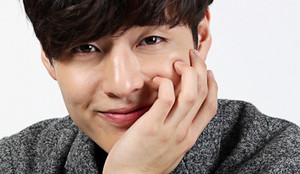  Kang Ha Neul’s Interview Pictures!