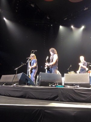 Paul Stanley Onstage With The Foo Fighters ~January 10 in L.A….The 포럼