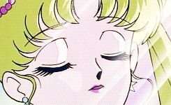  Sailor Moon baciare