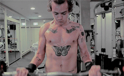  Shirtless Styles ;D