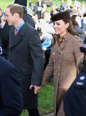  The Royal Family Attend Church On Natale giorno