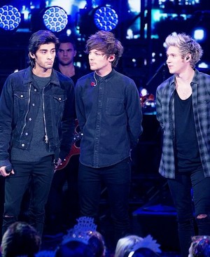  Zayn, Louis and Niall